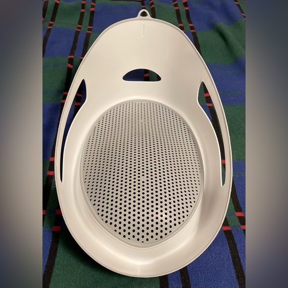 Angelcare Baby Bath Tub Support in Gray - Picture 2 of 7